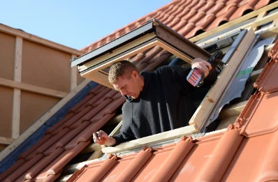 Pose de fenêtres de toit Velux à Saint-Hervé